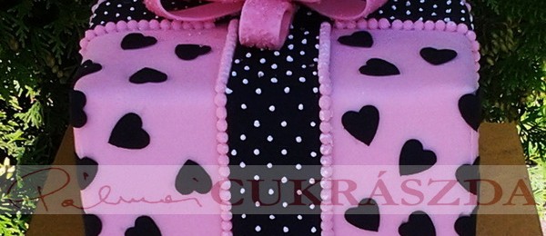 15 szeletes ajándékdoboz lányoknak